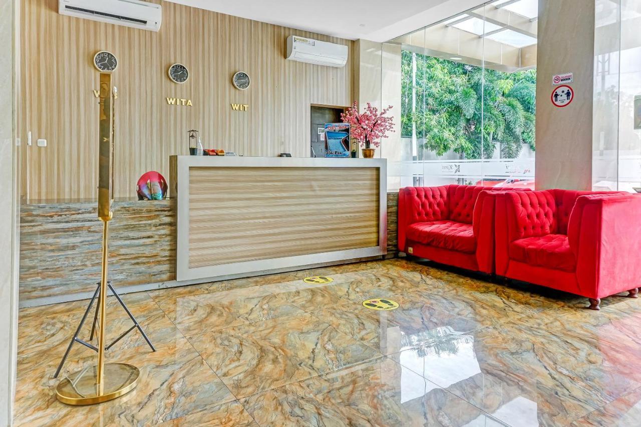 Kirei Hotel Bantaeng Extérieur photo
