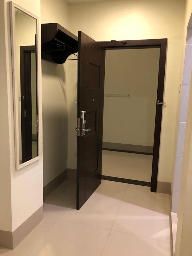 Kirei Hotel Bantaeng Extérieur photo