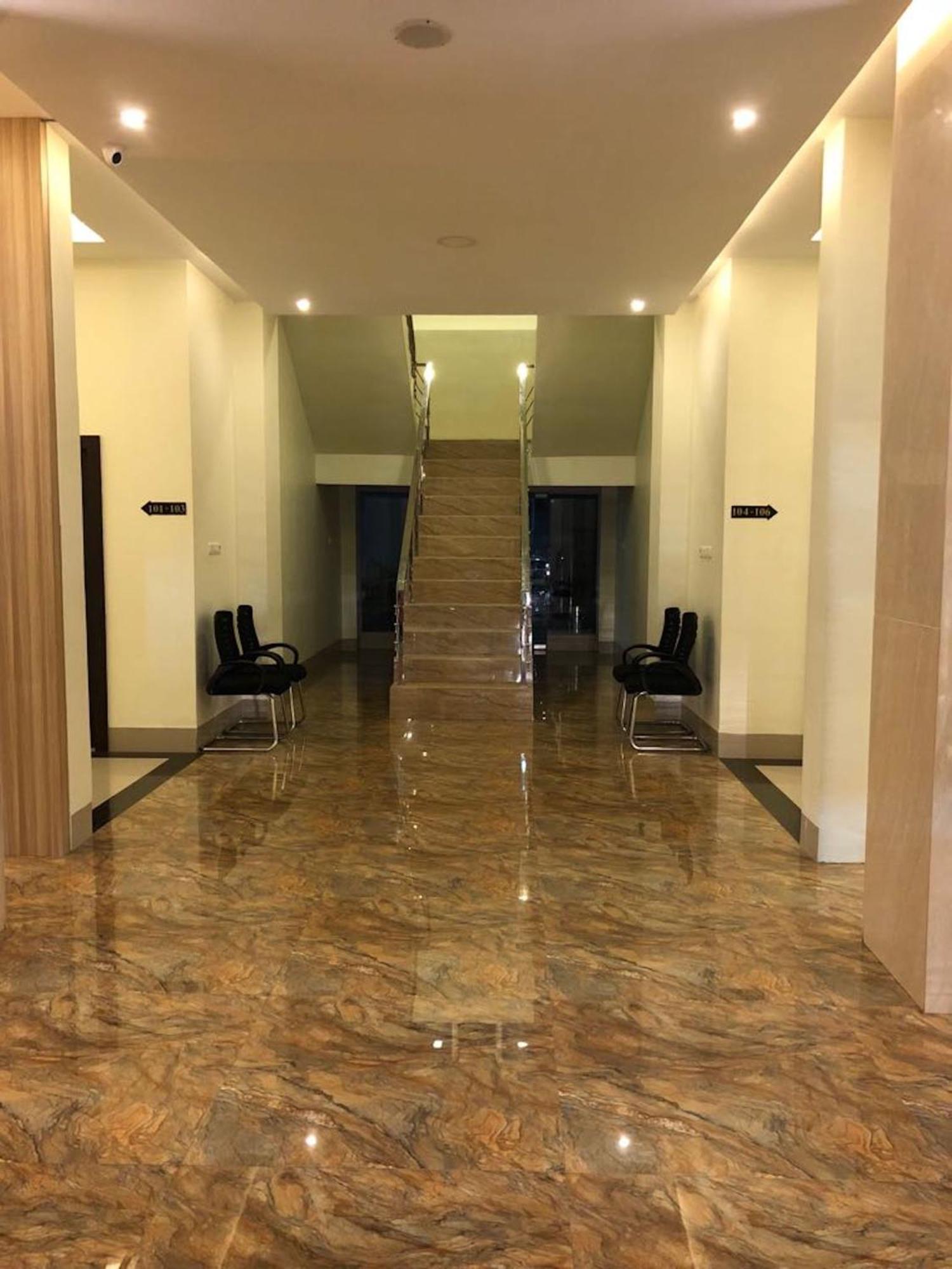 Kirei Hotel Bantaeng Extérieur photo